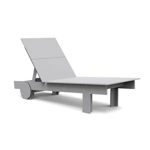 Tall Lollygagger Chaise